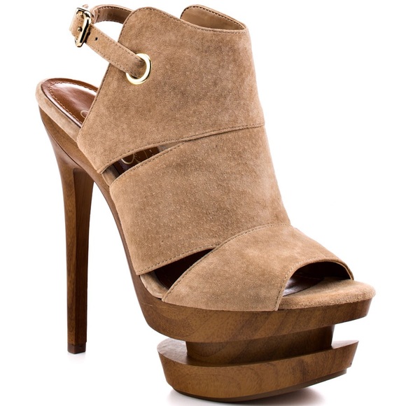 Jessica Simpson Shoes - Jessica Simpson cat heels